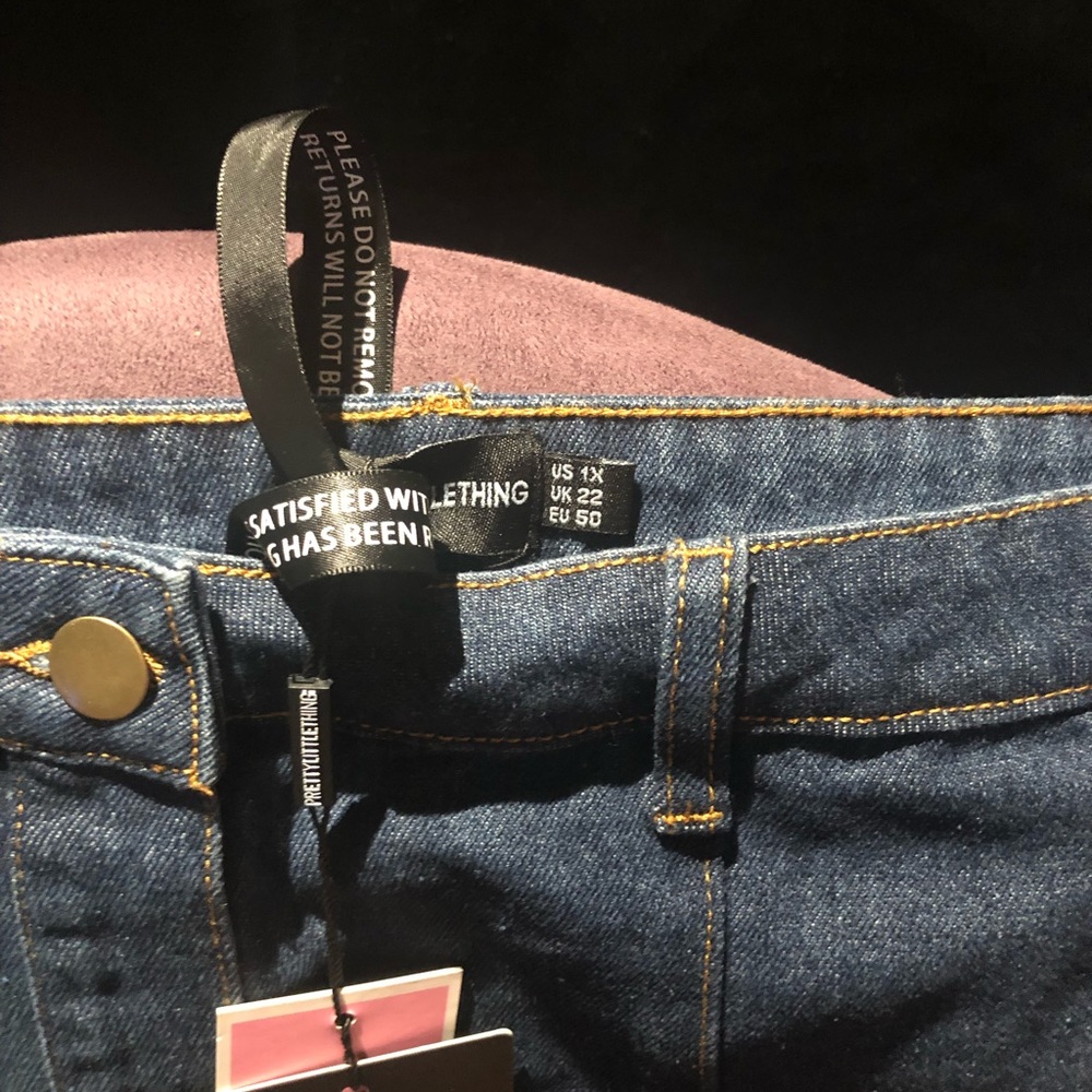 Jean skirt size 1x never worn new with tags